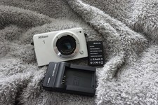 Nikon 1 S1 10MP Mirrorless