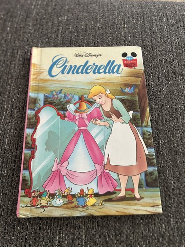 Cinderella walt disney - by,
