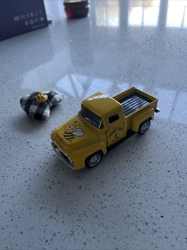Honey bee farm pick truck - bee,