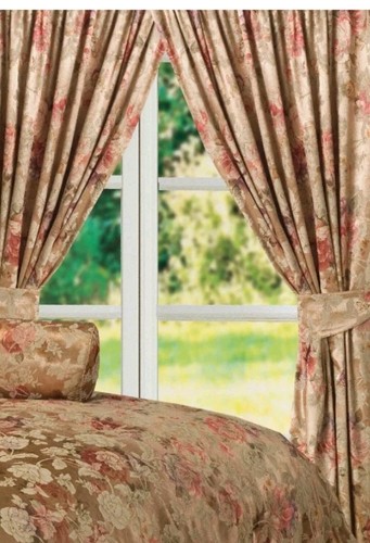 Gold luxury floral - 72",