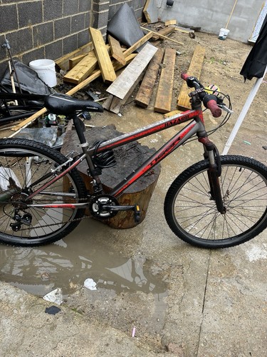 Dirt jumper mountain bike - dirt,