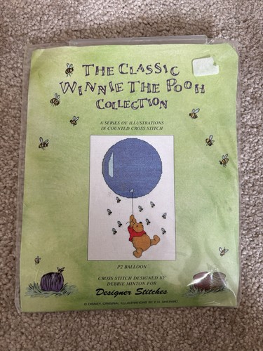 Disney classic winnie the pooh - winnie,