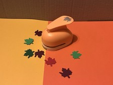 Maple Leaf Shaped Hole Paper And Card Punch Tool