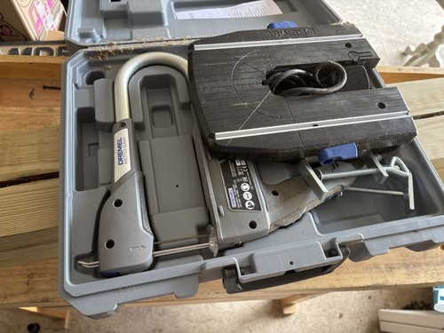 Dremmel fret saw