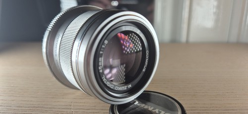 Olympus 45mm m zuiko - 45mm, f1.8