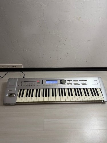 Korg triton 61key - triton, le