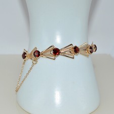 9ct Solid Yellow Gold Hallmarked Natural Garnet Locking Bracelet Vintage