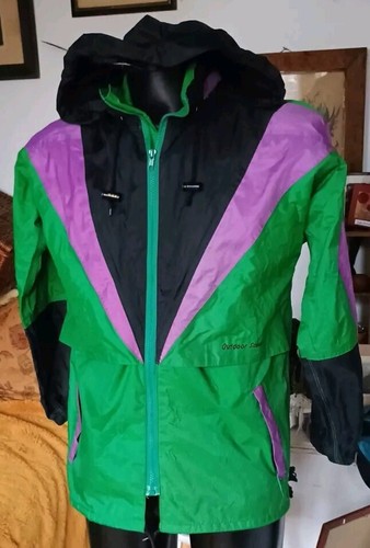 Women outdoor scene vintage - women's,