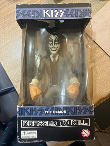 Kiss the demon dressed - kiss, to