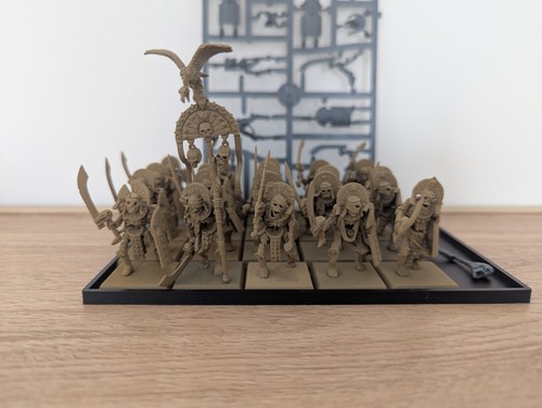 Tomb guard x22 built primed - tomb,