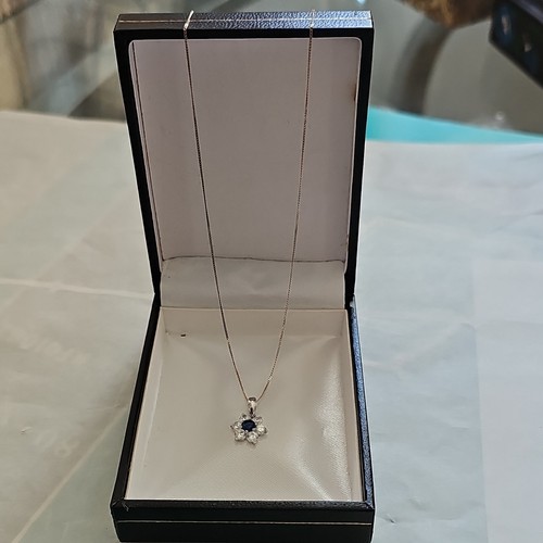 9ct white gold blue - white,