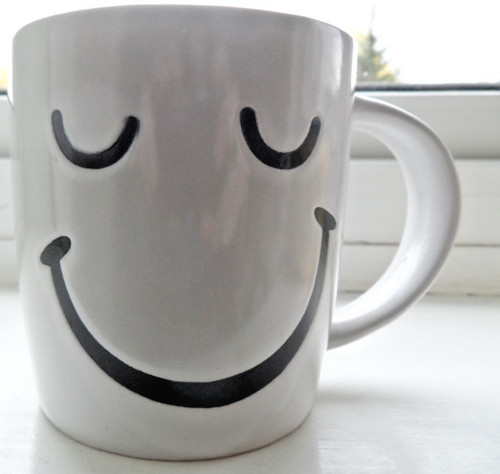 Smiley face white and pink - , mug