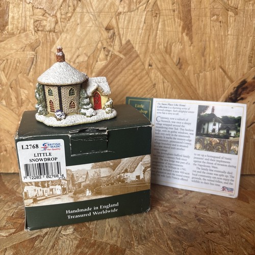 Lilliput lane christmas snow - christmas,