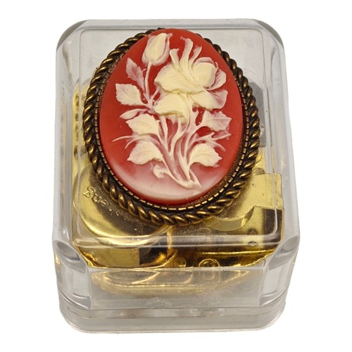 The swan lake music box - lake,