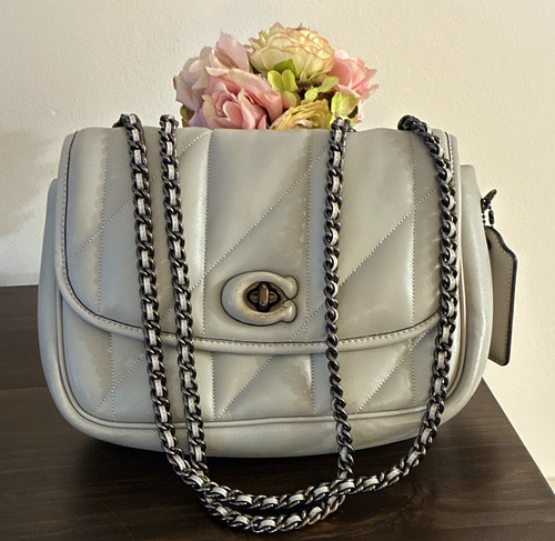 Coach gray medium - medium, quilted