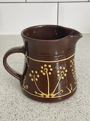 Cynwyd pottery 10cm high brown - cynwyd,