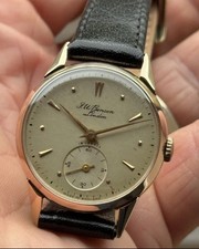 Gorgeous J.W Benson Smiths 18 jewel watch solid 9ct gold High grade model S.120