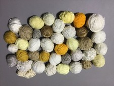 750 gr of yarn/wool mixed