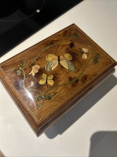 Butterfly inlaid musical - butterfly,
