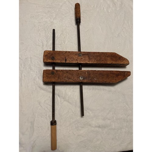 Vintage wooden hand screw - vintage,