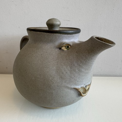 Studio pottery teapot vgc - vgc,