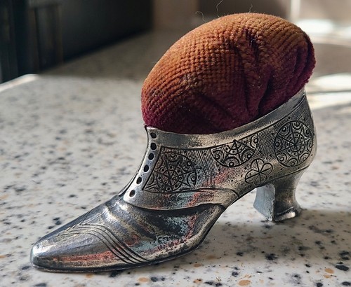 Vintage ladies shoe pin - vintage,