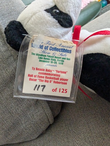 Teddy panda collectable - ty,