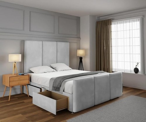 Triple panel divan bed with - panel,