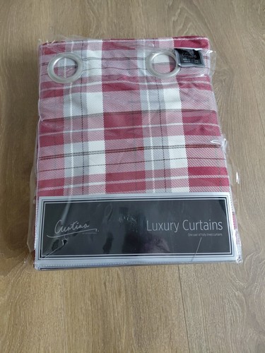 Checked red cream - checked,