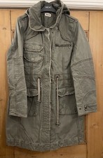 Woman’s Parka Size 14 Top