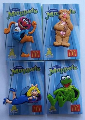 The muppets set window - set,