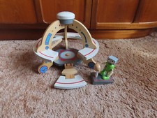 PLAY & GROW ALIEN UFO SPACESHIP, MOON BUGGY & FIGURE WOODEN TOY