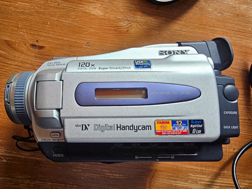 Sony handycam dcr trv16e - sony,