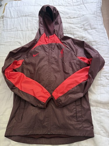 Liverpool nike coat men s - liverpool,