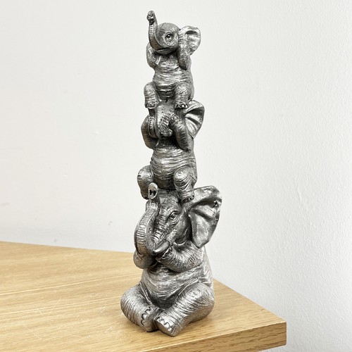 Modern ornaments for living - modern,