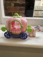 Happyland Fantasy Pumpkin Horse and Carriage