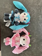 Hatsune Miku And Sakura Miku