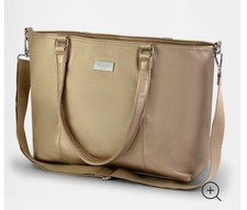 Mia Tui airline compliant