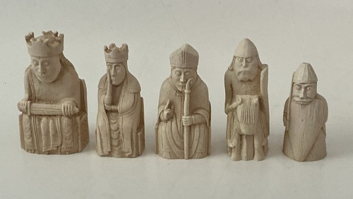 The lewis chessmen complete - the,