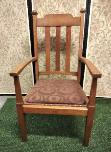 Vintage oak carver - , chair