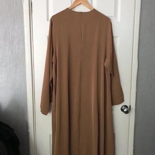 Brown neutral closed - neutral, abaya