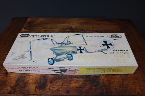 Fokker triplane guillows - d-r1,