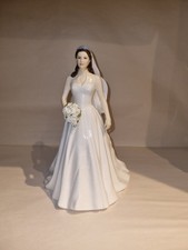Royal Doulton Figure : Royal Wedding, Kate and William : Catherine HN5559 ltd