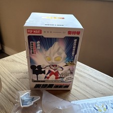 POPMART Ultraman Photo Studio