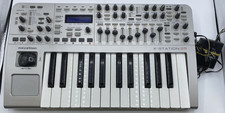 Novation X-Station 25 Digital Analog Modelling Synthesizer (FREE UK POSTAGE)