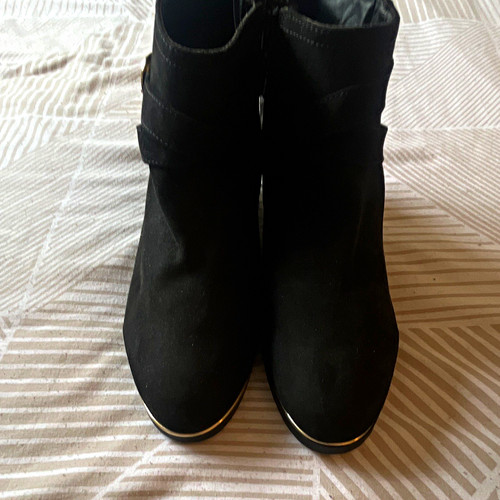 Pairs women black fur - pairs, of