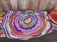 CIRCULAR CROCHET KNITTED COLOURFUL MULTICOLOURED GRANNY BLANKET 115CM DIAMETER