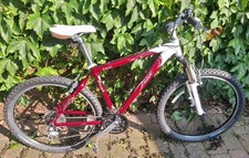 Trek 4300 Hardtail Womens Mountain Bike WSD 26in wheels 24speed