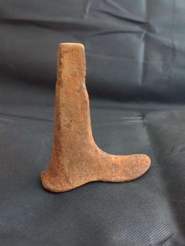 Medium cast iron - cast, cobblers