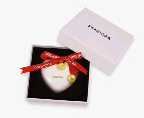 Pandora 2025 heart santa - 2025,